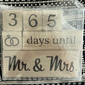 never before used wedding day countdown decor
